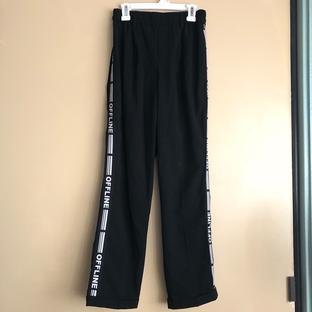 high waisted black trousers